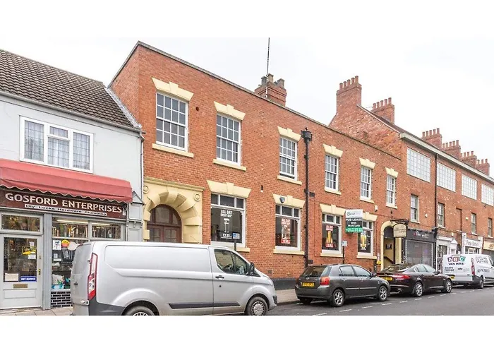 Oyo Gosford Arms