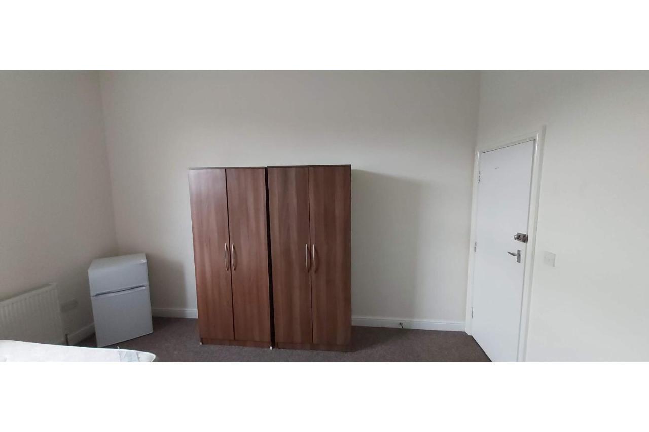Oyo Gosford Arms Hotel 2*