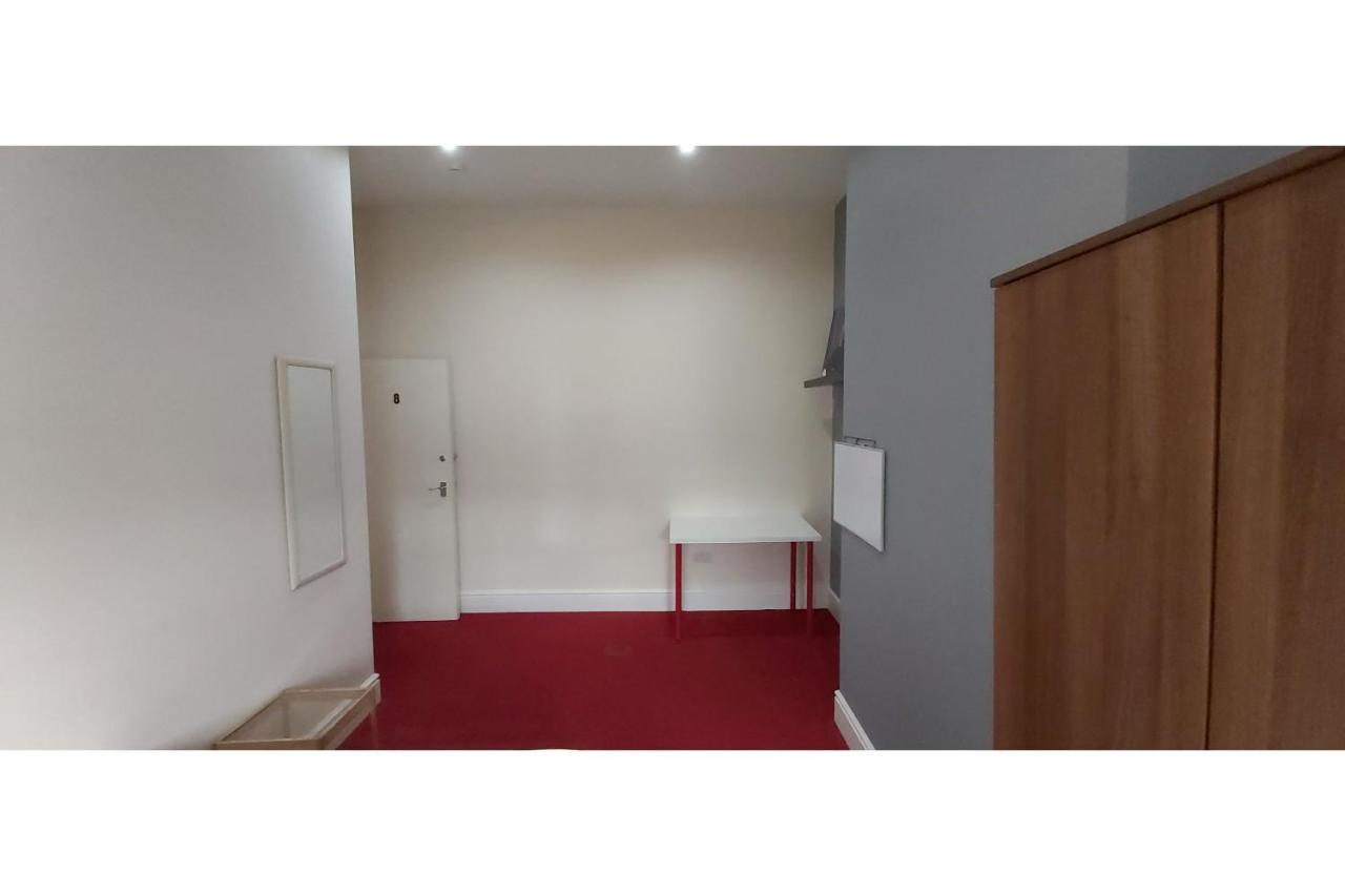 Oyo Gosford Arms Hotel 2*