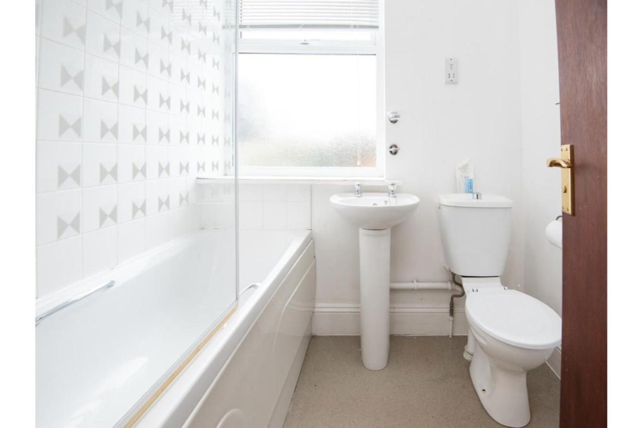 Oyo Gosford Arms Hotel 2*